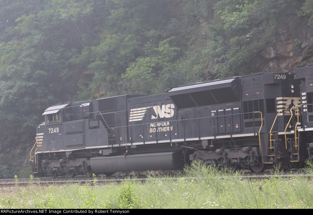 NS 7249